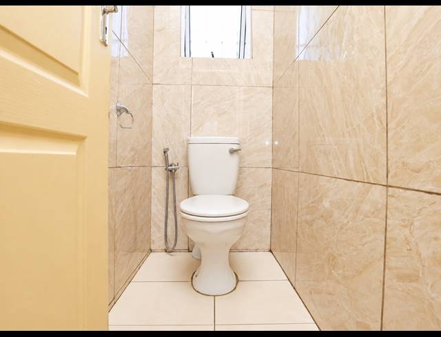 3 BEDROOM TOWNHOUSE FOR SALE IN ESSENWOOD